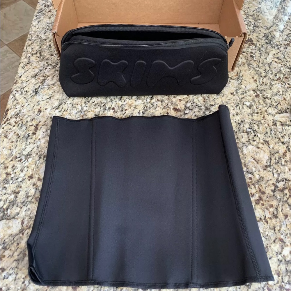 Skims Waist Trainer